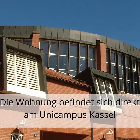 Apartment Stays4you - Zentrale Lage, Uninaehe, Extralange Betten Kassel